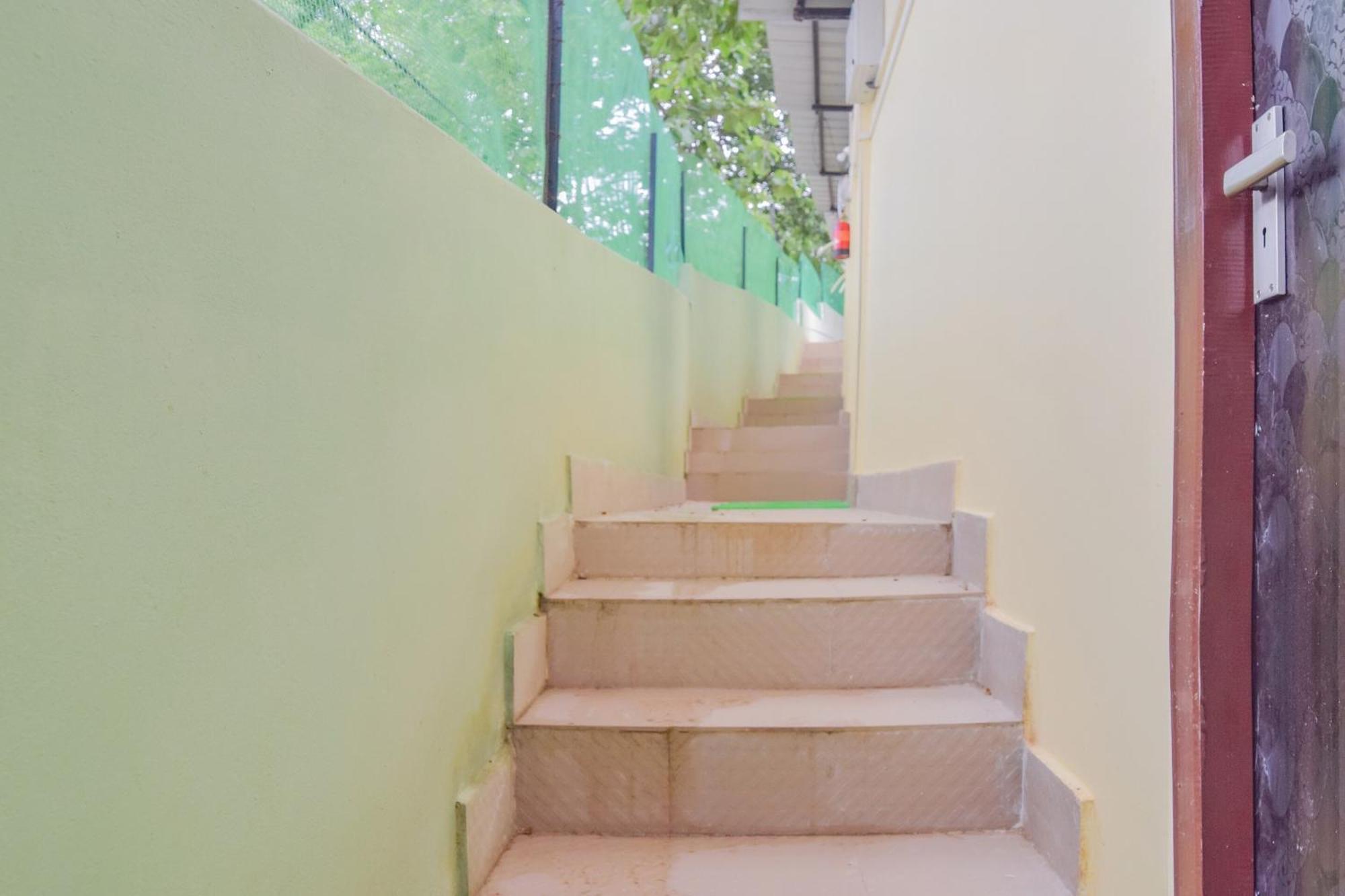 Hotel O Darshini Homes Guwahati Exterior foto